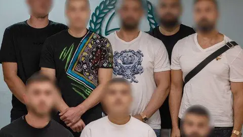 Una imagen de los israelíes detenidos. (Policía de Dubai)