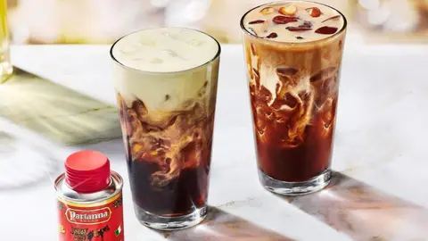 Café con aceite de oliva en Starbucks. (Twitter)