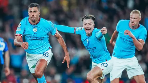 Jugadores del Manchester celebran el gol en la final de la Champion. (Twitter)