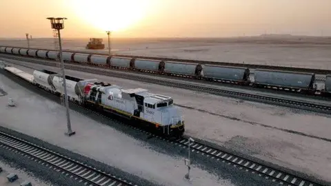 El tren en Emiratos Árabes. (Etihad Rail)