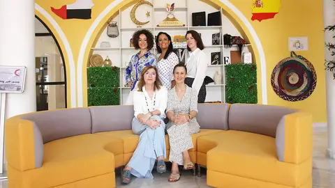 De izquierda a derecha y de arriba a abajo, Verónica Montoro, Julia Abad, Flora Seoane, Eva Sánchez y Elísabet Córcoles. (EL CORREO)