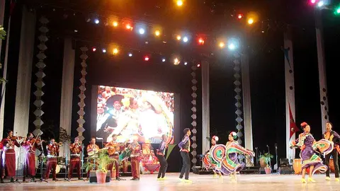 Gala dedicada a México en el 42 del Festival del Caribe que se celebra en Santiago de Cuba. (Sergio Martínez Martínez)