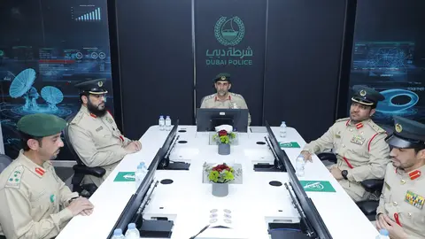 Responsables del Departamento General de Operaciones de la Policía de Dubai. (Twitter)