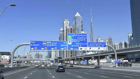 Sheikh Zayed Road en Dubai. (WAM)