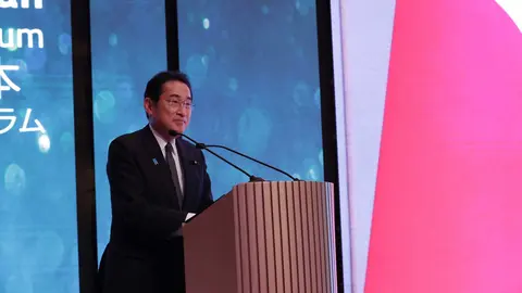 El primer ministro de Japón, Fumio Kishida, durante su visita a Abu Dhabi. (WAM)