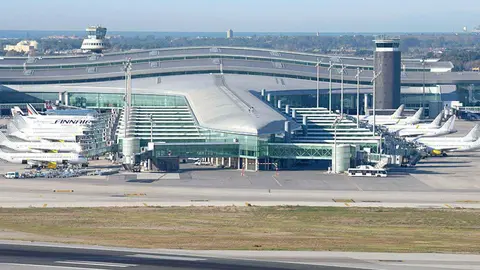 El aeropuerto El Prat en Barcelona. (Twitter)
