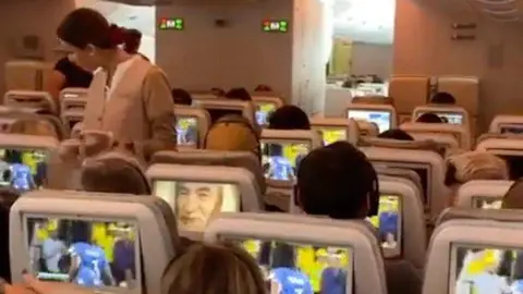 Una captura de pantalla del partido de fútbol del Mundial femenino. (Twitter)