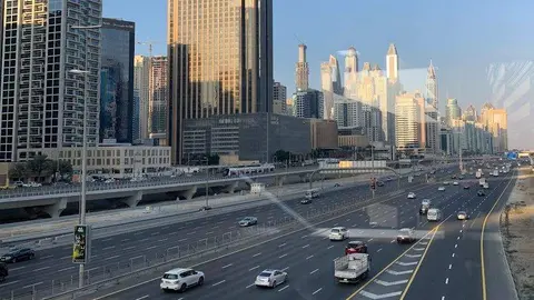 Una imagen de Sheikh Zayed Road en Dubai. (EL CORREO)
