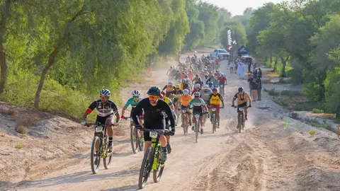 Una imagen de la primera edición de la Mountain Bike Race en Dubai. (WAM)