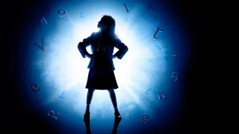 Cartel del musical Matilda. (Ópera de Dubai)