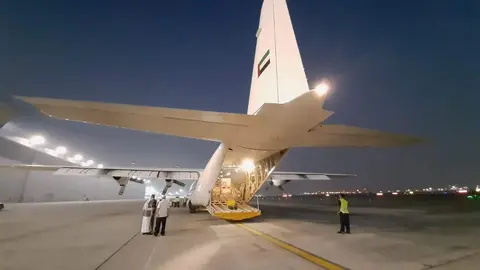 Una aeronave con ayuda a Gaza. (Dubai Media Office)