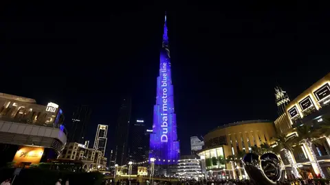 El Burj Khalifa celebra la nueva Línea de Metro. (Dubai Media Office)