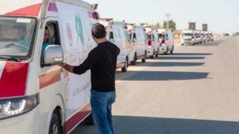 Las ambulancias donadas por Dubai Khalaf Ahmad Al Habtoor. (Fuente externa)