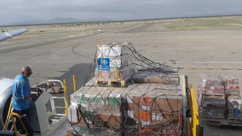 Suministros y equipos de salud de emergencia en Sudán. (Twitter)