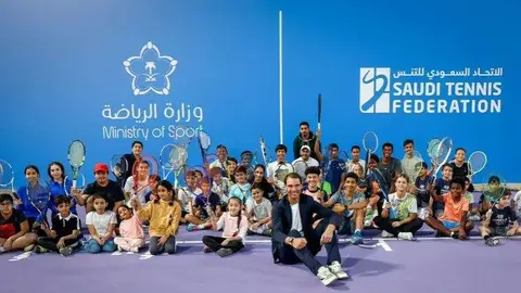 La estrella del tenis Rafael Nadal se ha convertido en el nuevo embajador de la Federación Saudita de Tenis. (X)