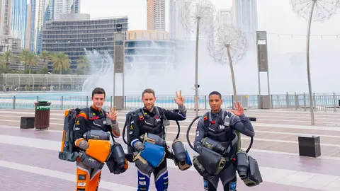 Competidores de Jet Suits en Dubai. (WAM)