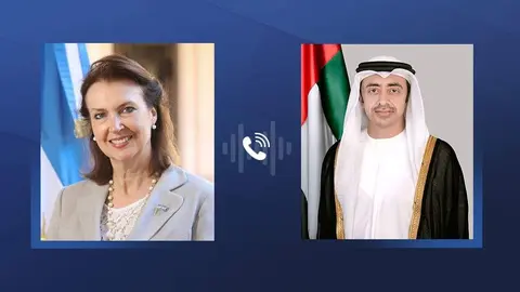 Los ministros de Exteriores de Emiratos y Argentina. (WAM)