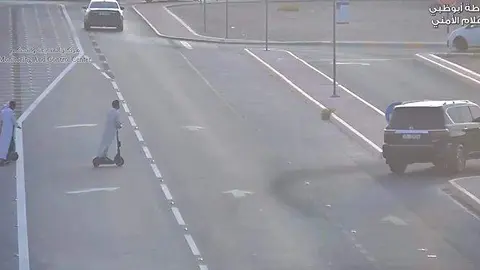 Una captura de pantalla del vídeo difundido por la Policía de Abu Ddhabi.