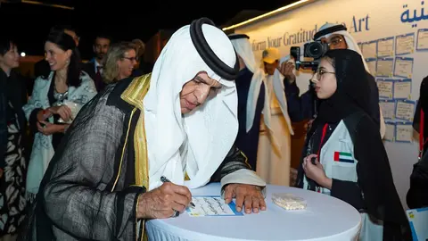 El gobernante de RAK durante la inauguración del Festival de Arte 2024.