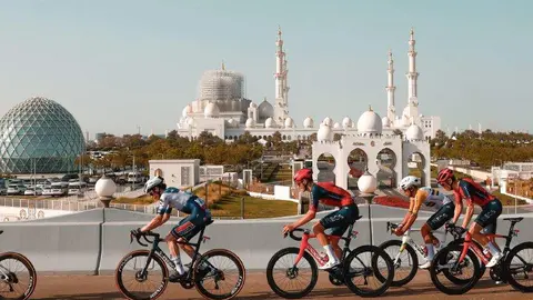 Una imagen del UAE Tour 2023. (Twitter)