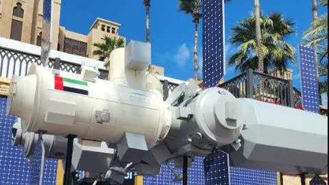 El modelo de estación lunar Gateway. (Dubai Media Office)