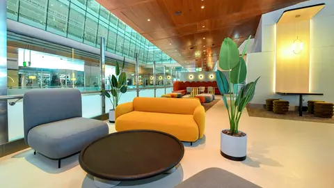 sala Vip de Emirates. (Twitter)