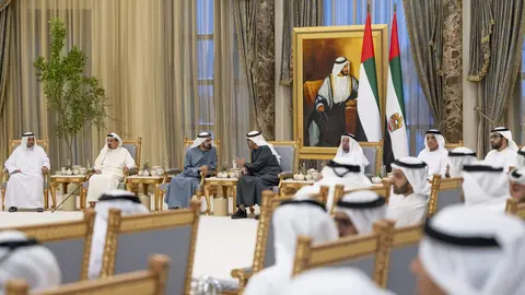 Un momento del encuentro de los gobernantes de los siete emiratos. (WAM)