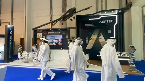 Una imagen del stand de la empresa Aertec en IDEX Abu Dhabi. (X)
