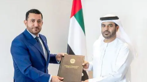 El embajador de Venezuela entrega cartas credenciales al subsecretario de MoFA. (X)