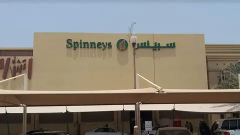 Un supermercado de la firma Spinneys en Emiratos Árabes. (EL CORREO)