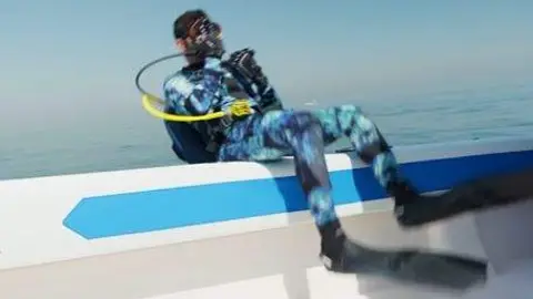 Una captura de pantalla del vídeo difundido por el jeque Hamdan. (Instagram)