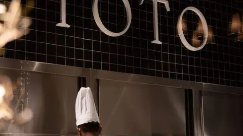 Cocina del restaurante Totó en Abu Dhabi. (Instagram)