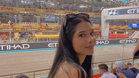 La modelo colombiana en el Gran Premio de Fórmula 1 de Abu Dhabi 2022. (Instagram)
