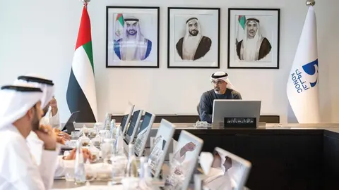Un momento de la reunión del Comité Ejecutivo del Consejo de Administración de ADNOC. (WAM)