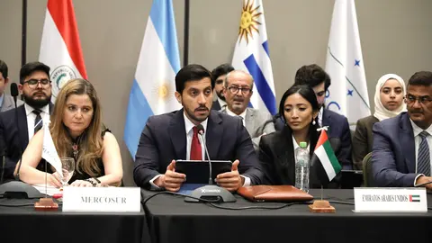 La delegación de EAU en Asunción. (X)