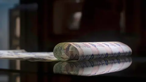 Billete de curso legal en EAU. (WAM)