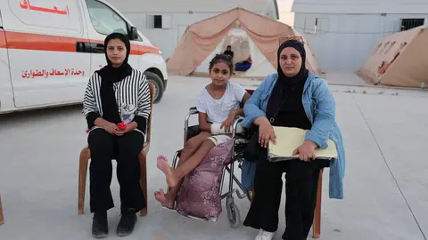 Una imagen de palestinos evacuados de Gaza por EAU. (X)