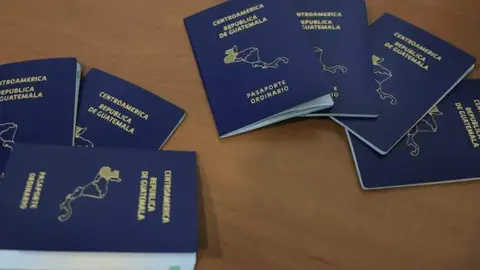 Una imagen de pasaportes de Guatemala. (Fuente externa)