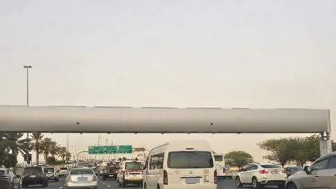 Nueva instalación de Salik en Al Khail Road. (X)