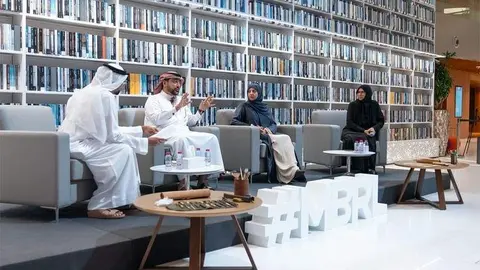 Un momento del panel de caligrafía en Dubai. (WAM)