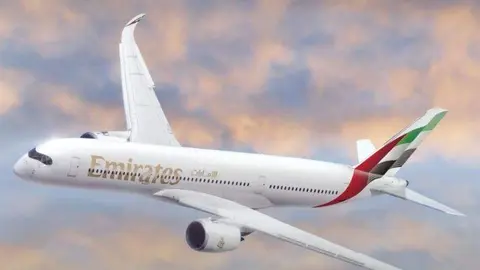 Emirates Airbus A350. (X)