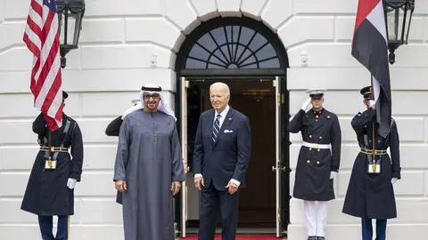 Los presidentes de EEUU y EAU en la Casa Blanca. (WAM)