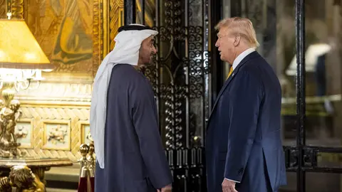 Un momento del encuentro entre el presidente emiratí y Trump en septiembre de 2024. (WAM)