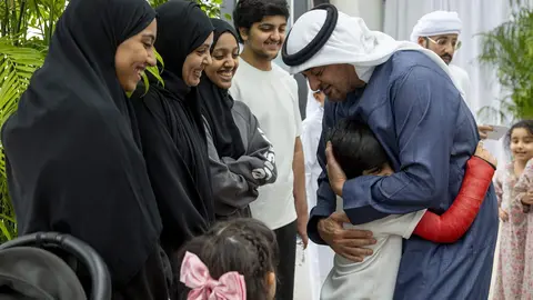 El presidente de EAU durante una visita esta semana al Hospital Pediátrico Nacional de Washington. (WAM)