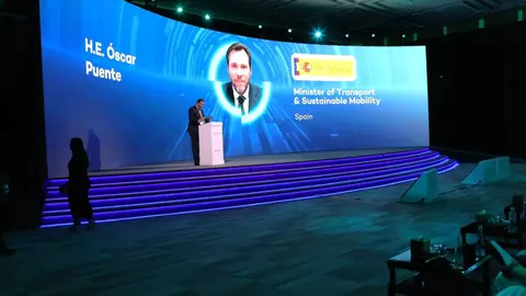 El ministro español de Transporte en la feria Global Rail en Abu Dhabi. (X)