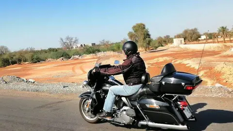 A modo ilustrativo, una moto en Emiratos Árabes. (EL CORREO)