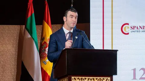 El presidente del Spanish Business Council (SBC), Guillermo Cobelo, durante una intervención en Abu Dhabi. (Cedida)