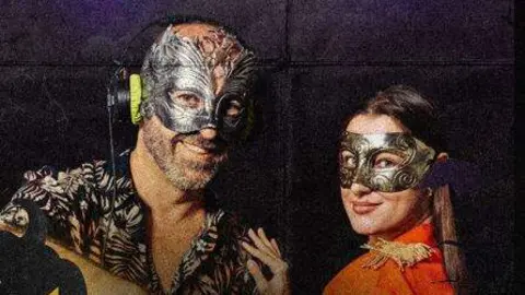 La noche más terrorífica del año tendrá actuaciones en vivo en Lola Taberna Dubai. (Cedida)