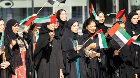 Mujeres en Emiratos Árabes Unidos. (Shutterstock).