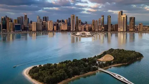 Al Noor Island en el emirato de Sharjah.